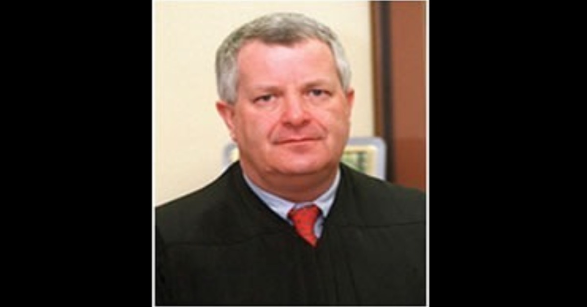 Corrupt Judge Convicted of Selling Children Seeks Early…